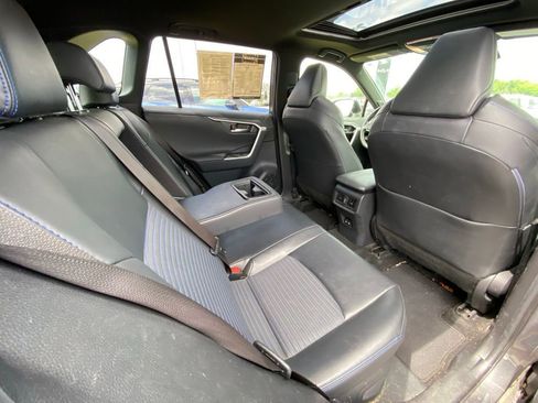 Used 2019 Toyota RAV4 XSE AWD/4WD image 24
