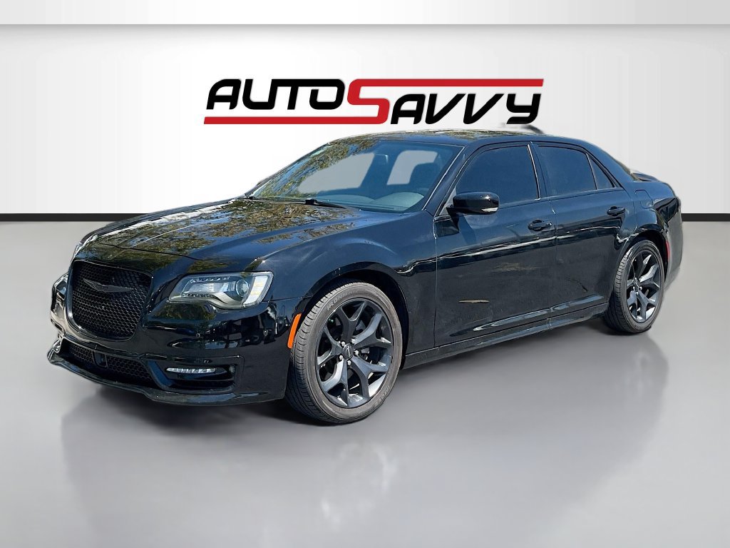 Used 2022 Chrysler 300 S w/ Comfort Group RWD image 3
