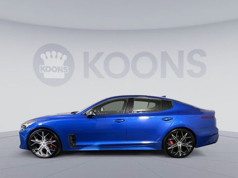 Used 2023 Kia Stinger GT2 AWD/4WD image 2