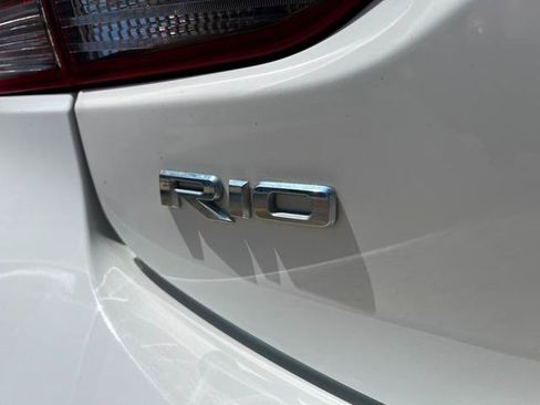 Used 2019 Kia Rio S FWD image 12