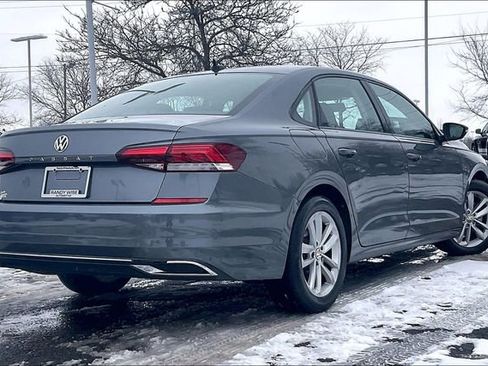 Used 2021 Volkswagen Passat 2.0T S image 12