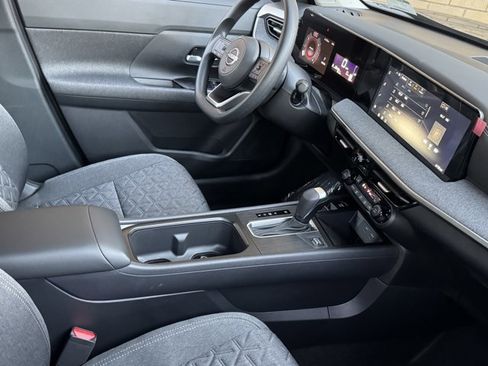 New 2026 Nissan Kicks SV w/ Cold Weather Package image 12