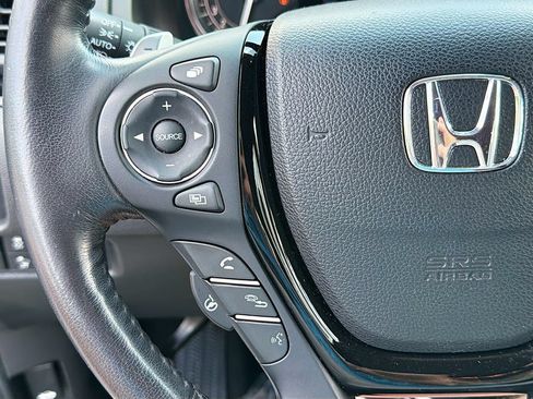 Used 2020 Honda Ridgeline RTL-E image 20