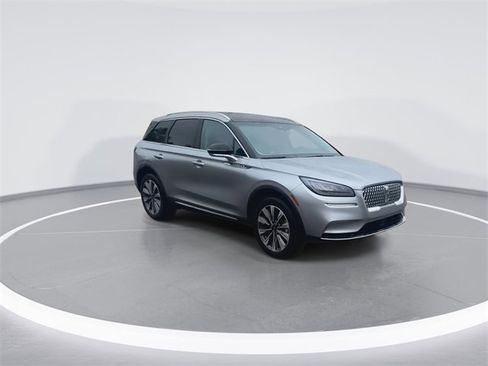 Used 2022 Lincoln Corsair Reserve w/ Luxury Package image 2