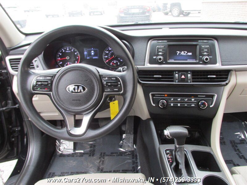 Used 2016 Kia Optima LX FWD image 17