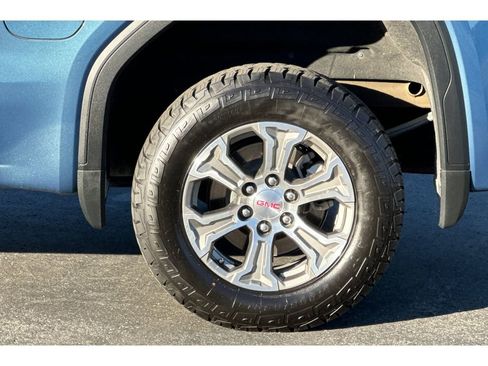 Used 2024 GMC Sierra 1500 SLT image 30