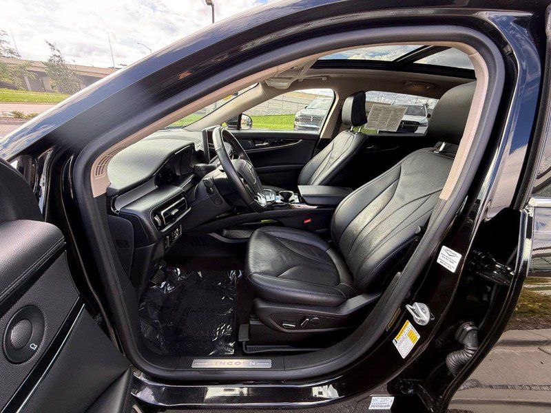 Certified 2023 Lincoln Nautilus Reserve w/ Monochromatic Package AWD/4WD image 28