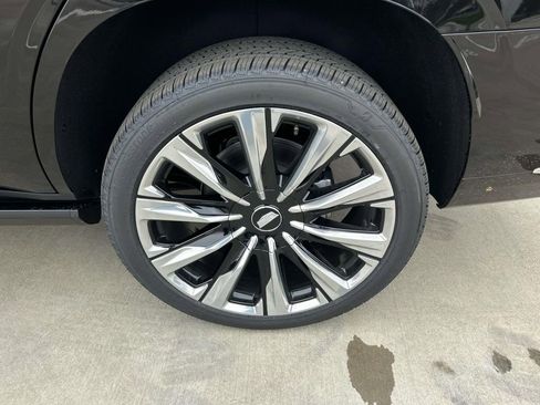 New 2026 Cadillac Escalade Luxury w/ Touring Package image 11