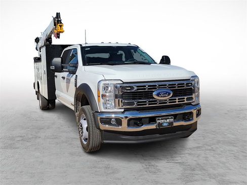 New 2024 Ford F550 XL image 2