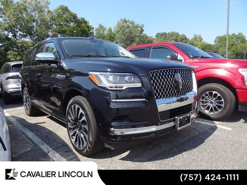 Used 2023 Lincoln Navigator Black Label AWD/4WD image 1