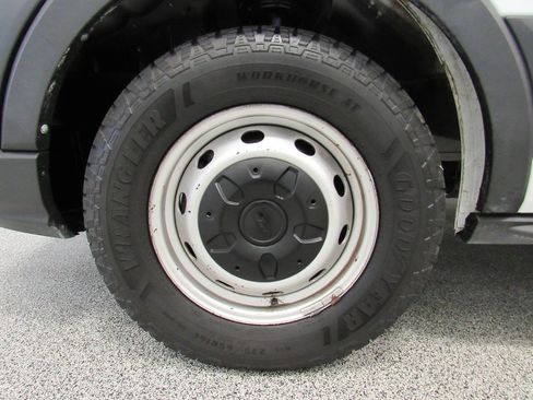 Used 2020 Ford Transit 150 Low Roof RWD image 11