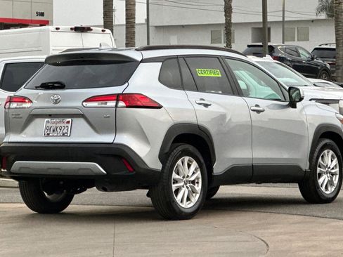 Used 2024 Toyota Corolla Cross LE image 4