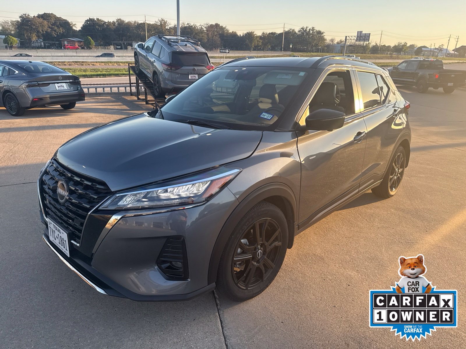 Certified 2024 Nissan Kicks SR w/ SR Premium Package FWD image 1