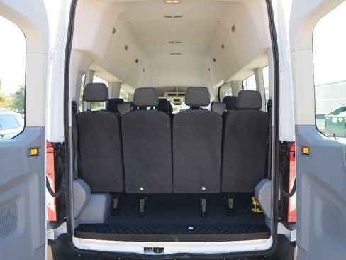 Used 2017 Ford Transit 350 XLT image 38