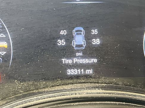 Used 2022 Jeep Grand Cherokee Limited image 12