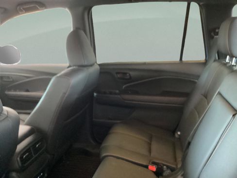 Used 2024 Honda Passport TrailSport image 30