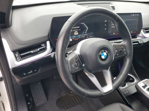 Used 2025 BMW X1 xDrive28i image 12