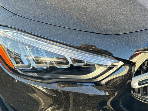 Used 2025 Mercedes-Benz GLA 250 image 13