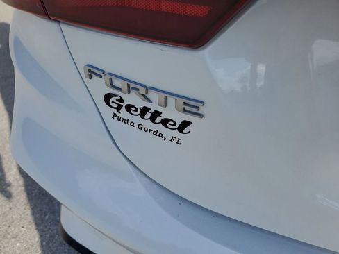 Used 2022 Kia Forte LXS image 38