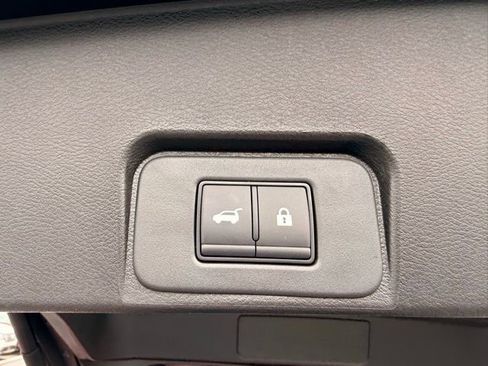 New 2026 Nissan Rogue SV w/ Cold Weather Package AWD/4WD image 17