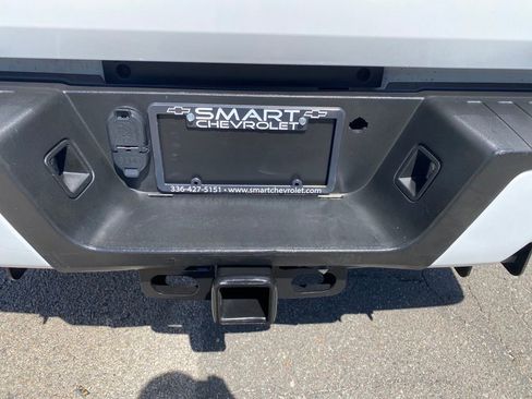 Used 2021 Ford F250 Lariat w/ Chrome Package image 17