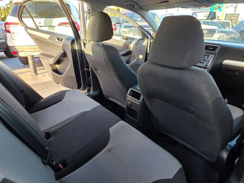 Used 2018 Volkswagen Jetta S image 16