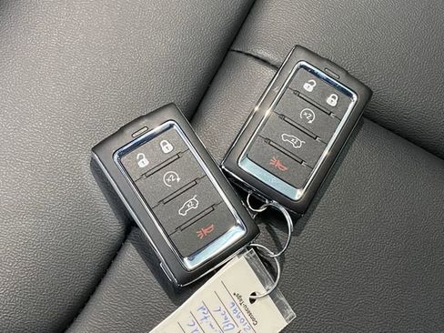 New 2026 Jeep Grand Cherokee Limited w/ Limited Altitude Package image 31