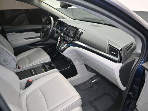 Used 2023 Honda Odyssey Elite image 10