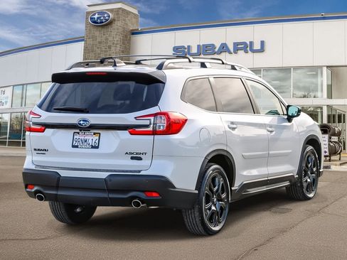 Used 2025 Subaru Ascent Bronze Edition image 4