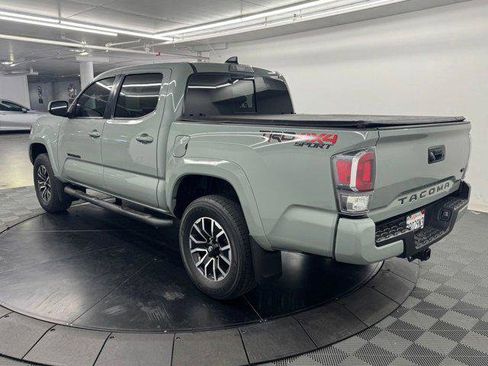 Certified 2022 Toyota Tacoma TRD Sport w/ Black Out Package (TMS) AWD/4WD image 6