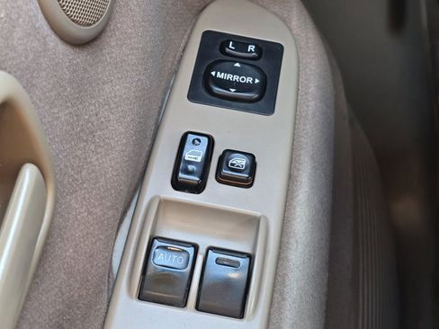 Used 2002 Toyota Tundra SR5 image 16