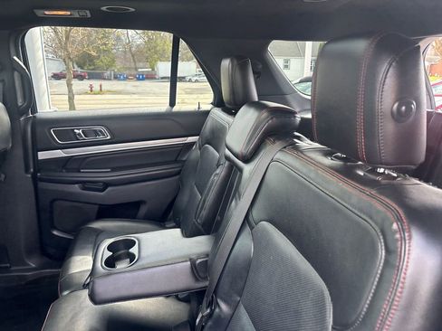 Used 2016 Ford Explorer Sport image 16