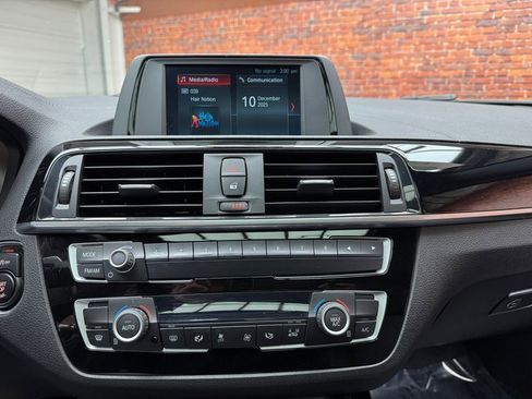 Used 2020 BMW 230i xDrive Coupe w/ Convenience Package image 18