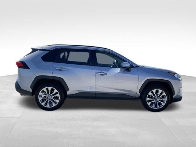 Certified 2019 Toyota RAV4 Limited w/ Advanced Technology Package AWD/4WD image 2