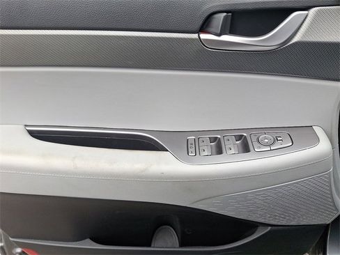 Used 2023 Hyundai Palisade SEL image 13