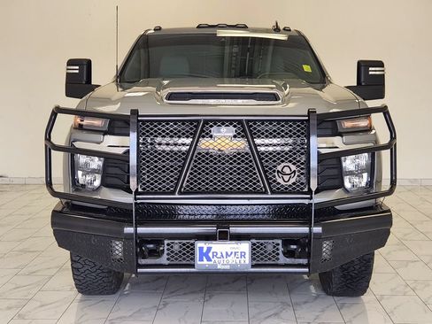 Used 2024 Chevrolet Silverado 3500 LT w/ Convenience Package AWD/4WD image 3