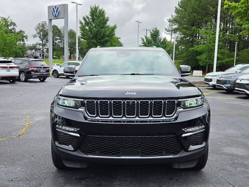 Used 2025 Jeep Grand Cherokee Limited w/ Luxury Tech Group II RWD image 9