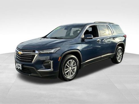 Used 2023 Chevrolet Traverse LT image 24