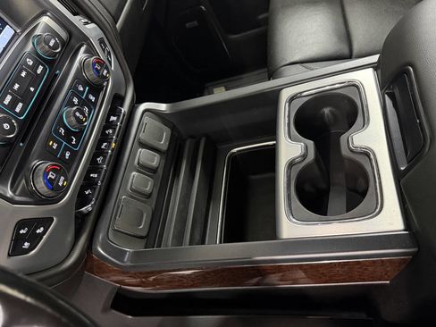 Used 2019 GMC Sierra 2500 SLT w/ Duramax Plus Package image 62