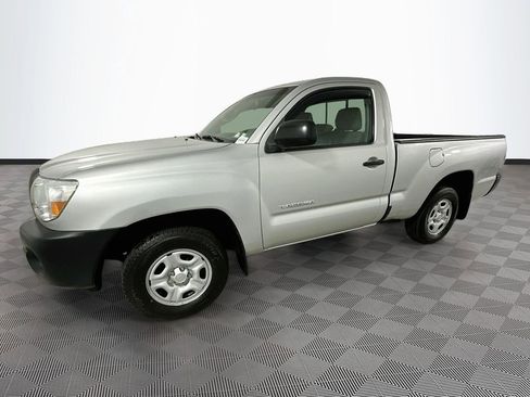 Used 2010 Toyota Tacoma 2WD Regular Cab image 4