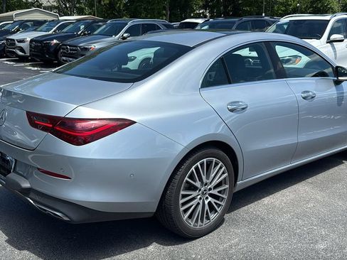 Used 2025 Mercedes-Benz CLA 250 image 4