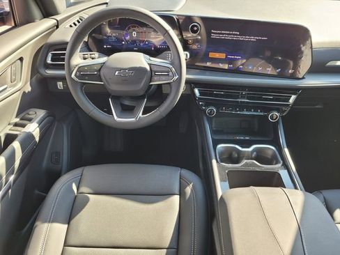 New 2026 Chevrolet Traverse LT w/ Midnight/Sport Edition image 19