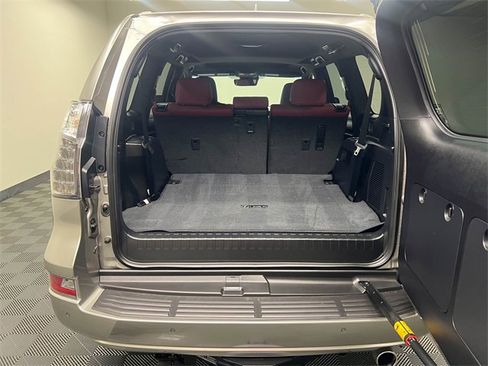 Certified 2023 Lexus GX 460 Premium image 9