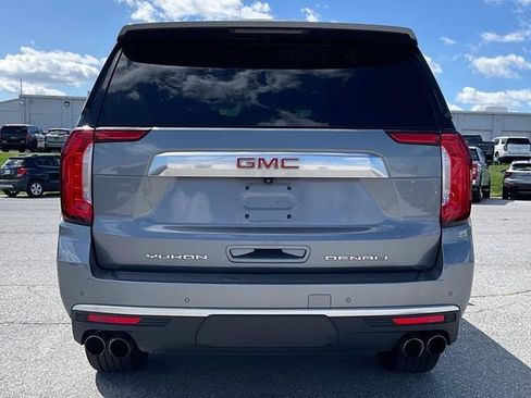 Used 2021 GMC Yukon XL Denali AWD/4WD image 6