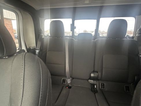 Used 2020 Jeep Gladiator Sport w/ Quick Order Package 24S image 33