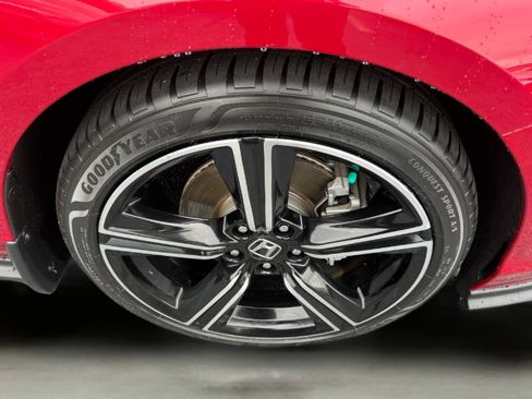 Used 2024 Honda Accord Sport image 11