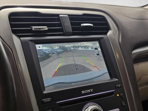 Used 2017 Ford Fusion Platinum image 15