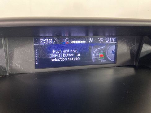Used 2022 Subaru Forester Premium AWD/4WD image 19