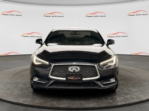 Used 2018 INFINITI Q60 3.0t Luxe w/ Sensory Package 3.0T Luxe AWD/4WD image 3