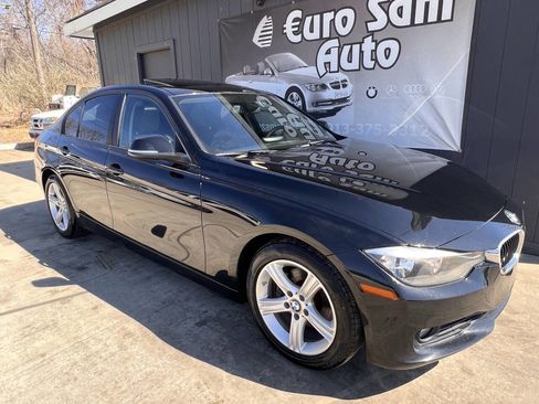 Used 2013 BMW 320i xDrive Sedan image 9
